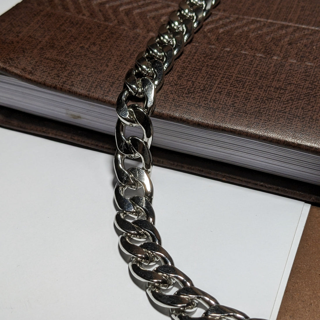 Stainless Steel – 10mm, 24inch (Neck Chain)